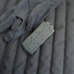 Outdoor folding knife, zinc alloy handle, high hardness steel, camping and fishing EDC tool.