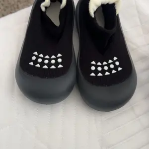 Baby Sock Shoes Infant Cozy Slippers Newborn Crib Shoes Toddler Shoes for 6 9 12 24 36months Boys Girls Toddlers Indoor Outdoor Adorable Walking Shoes Lightweight Breathable Durable little kids Sneakers for 0 1 2 3yrs old