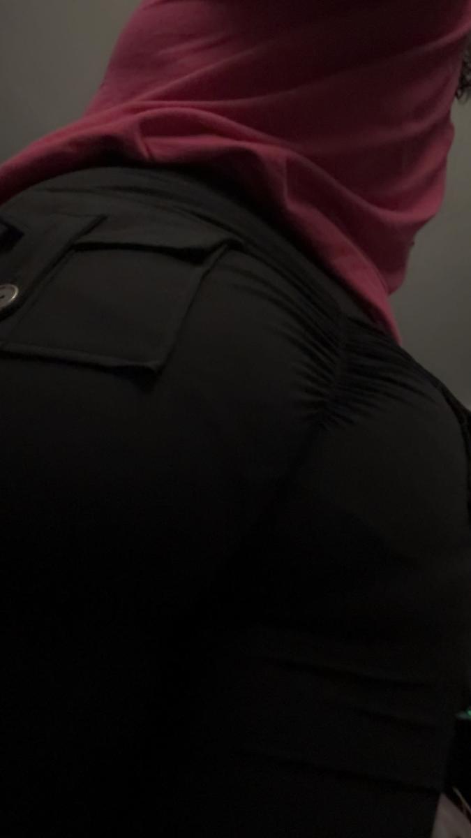 Item: Black, 31.5 Inseam, L