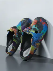 Women's Colorful Splash-Ink Closed-Toe Clogs: Soft Anti-Slip Sole + Unique Print, Daily Casual Outdoor Slippers