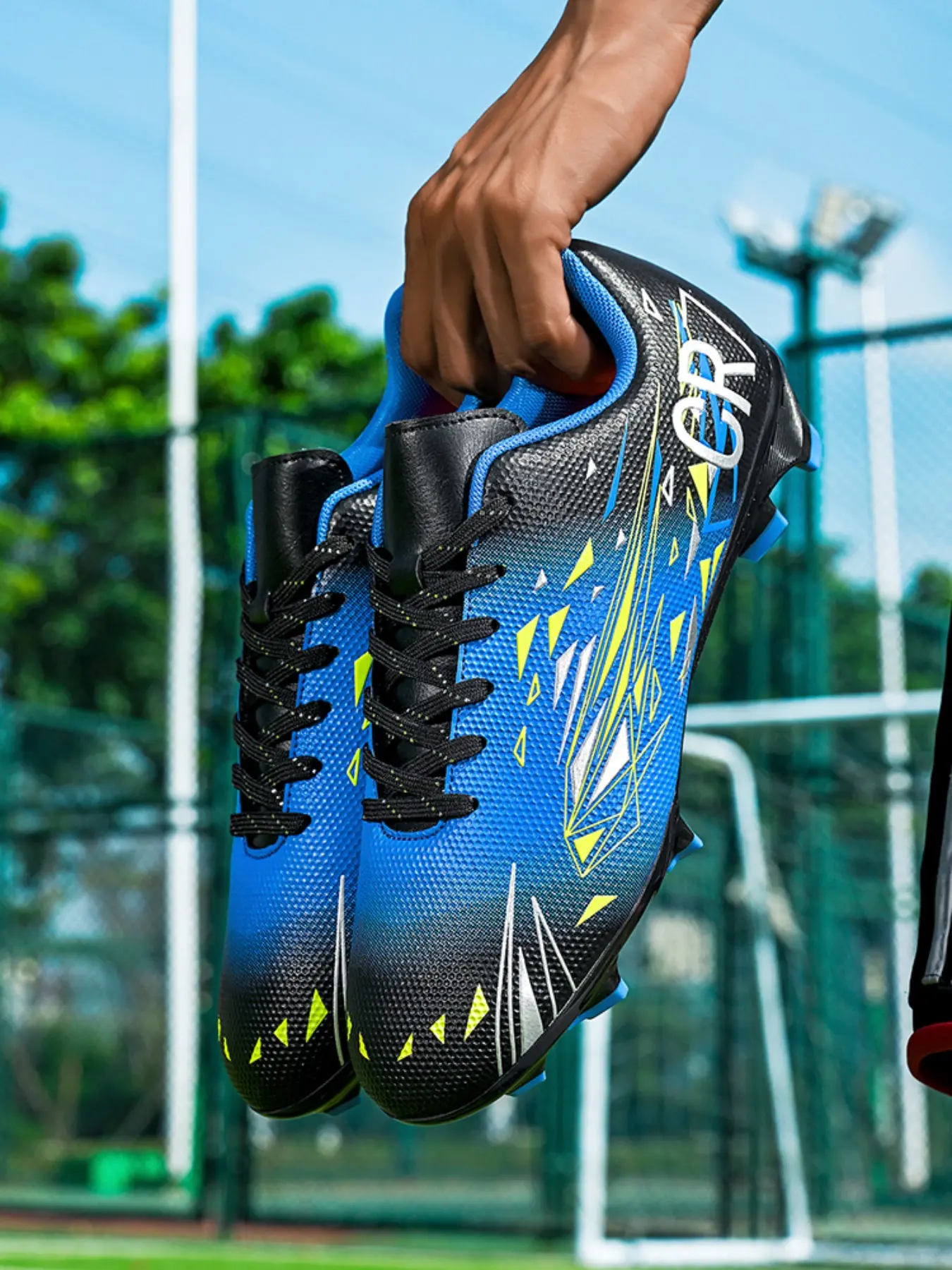 Adult Soccer Cleats for Men Women Teens Students, PU Leather TF Ag Short Studs, Sporty Ombre Pattern, All-Season Outdoor Training Shoes