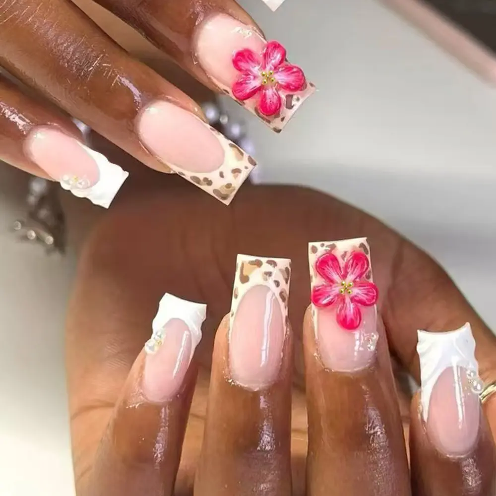 24pcs Medium Square Leopard Print Press-On Nails, 3D Gel Petals, Pearl Design, Glossy Finish, Easy Wear Acrylic False Nails Set, Stylish Acrylic Nails, Glossy Fake Nails