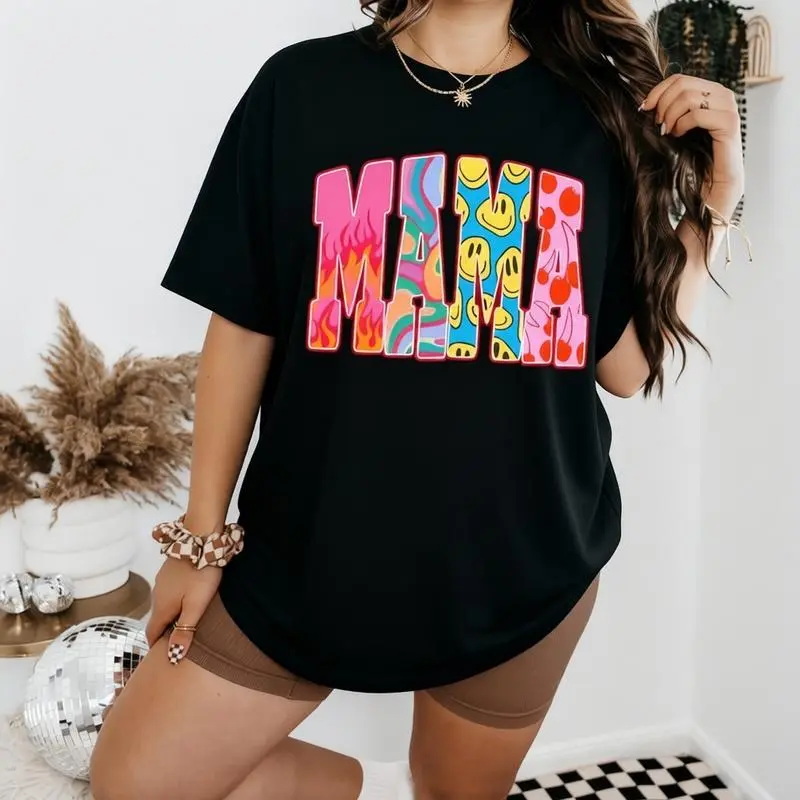 Retro groovy mama graphic t-shirt sweatshirt