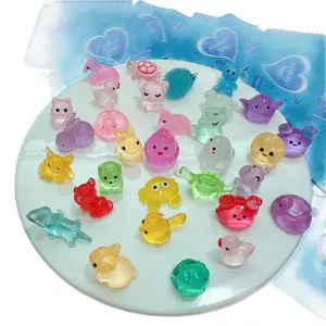 Random Color (pink Etc) Mini Resin Animal Decorating Ornaments, Figurine, Luminous Resin Cute Animal Decoration Items, Creative Decorations for Home Office Desk, Luminous Resin Ducks, Home Decor Accessory, Acrylic Decoration, Resin Animal Sculptures