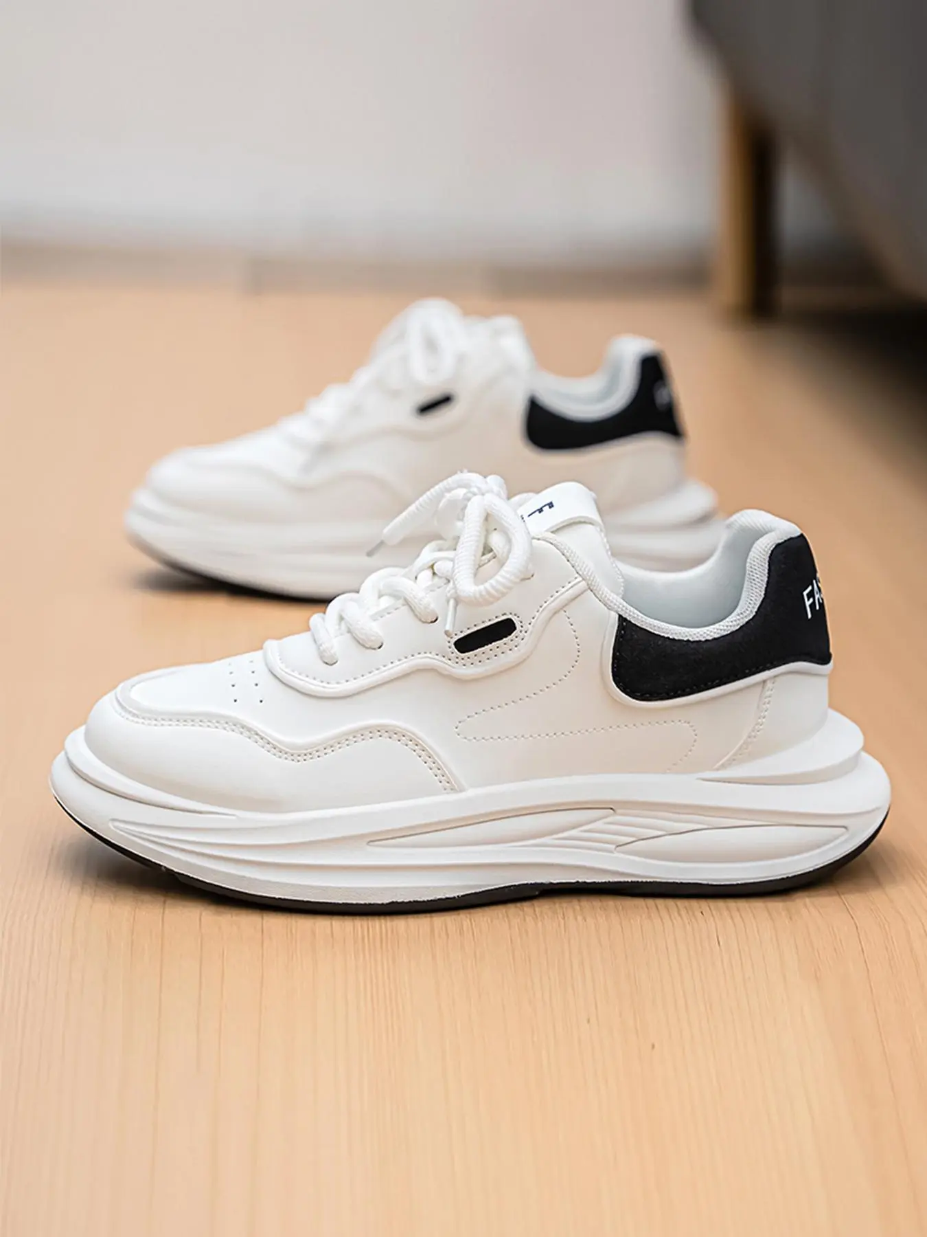 Men's Chunky Sole Sneakers | Bouncy Running Shoes | Trendy Casual Footwear