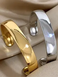 Stainless Steel Bracelet with Adjustable Cuff Design, Glossy Surface, Unisex Jewelry for Daily Wear & Parties, Perfect Gift Idea, Elegant Minimalist Bangle