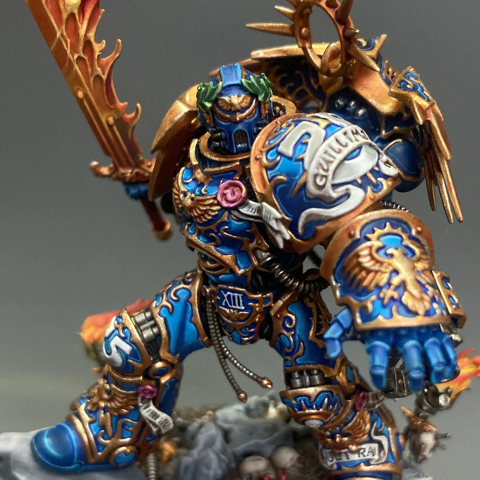 Ultramarines Triumvirate Primarch Roboute Guilliman Warhammer 40k Pro Painted Space Marines Miniature Commission