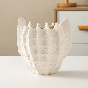 Wabi-Sabi Shell Texture Ceramic Vase, Multi-Event Decorative Flower Arrangement, Living Room Entryway Water Culture, Gift Decoration Dual Use, Ornaments