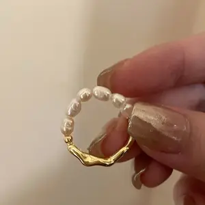 Women's Adjustable French Niche Cold-Style Imitation Pearl Ring, 1pc Pearl Ring for Daily Wear, Parties, and Gifting to Friends, Pearl Rings