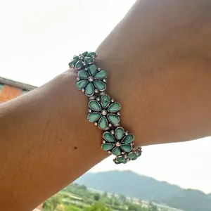 1pc Bohemian Vintage Style Flower Shaped Beaded Bracelet, Elastic Zinc Alloy with Synthetic Turquoise, Daily & Vacation Accessory, Fits All Seasons