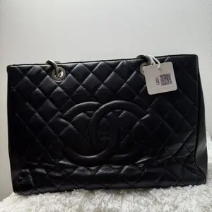 Pre-owned CHANEL Caviar Tote Bags Grand Shopping Tote
