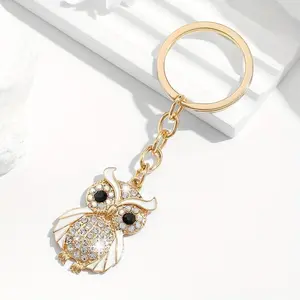 Women’s Fabric Owl-Shaped Keychain with Lanyard, Stylish Fashion Accessory for Daily Commute, Gifting