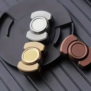 3-In-1 Deformation Fidget Spinner Coin, High-Speed Rotation, Adult Spinning Toy, Stress Relief Fidgeting, Ideal for Leisure & Outdoor Activities