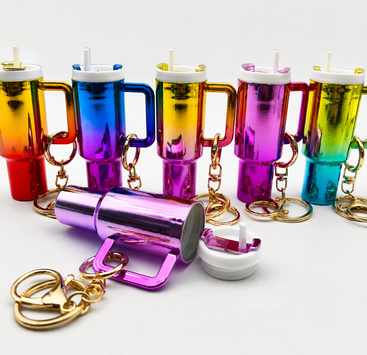 Random 38pcs high-end trendy fashion Mini Tumbler Cup Gradient color Keychains and Stickers--18pcs mini cup Gradient color keychain +20pcs cartoon sticker summerwins