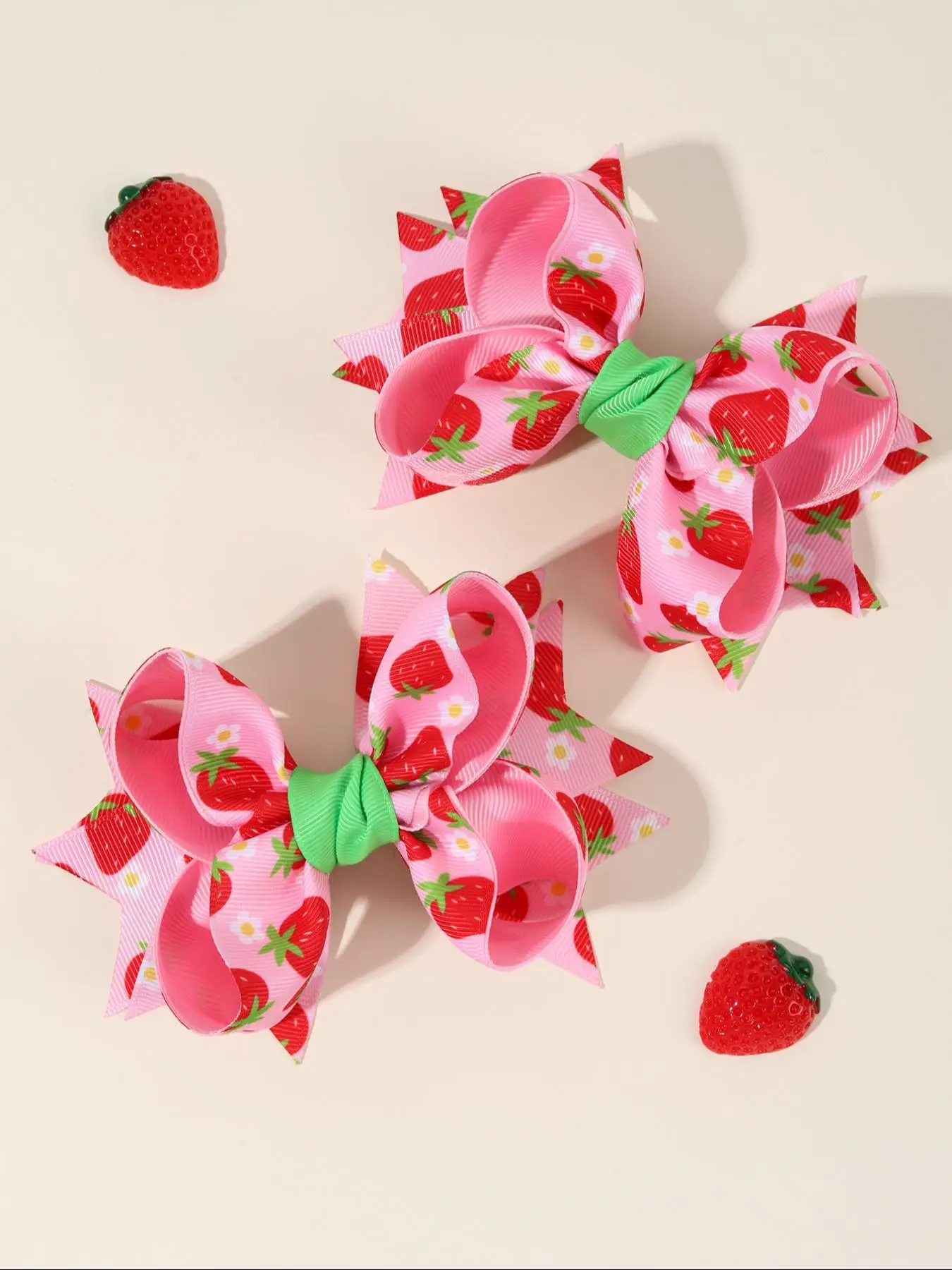 Cute Strawberry Pattern Bow Decor Hair Clip, Fashionable Hair Accessories for Girls, Elegant All-match Fashion Accessories for Daily Wear, Barrettes