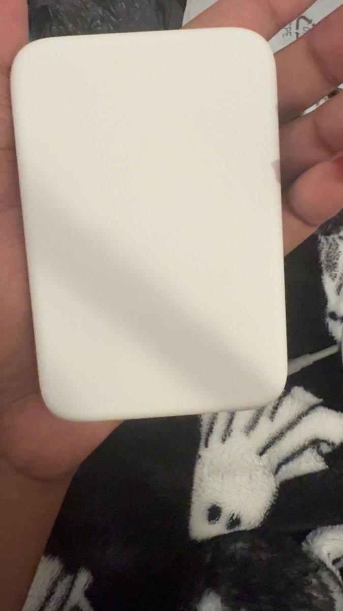 Item: 5000mAh White