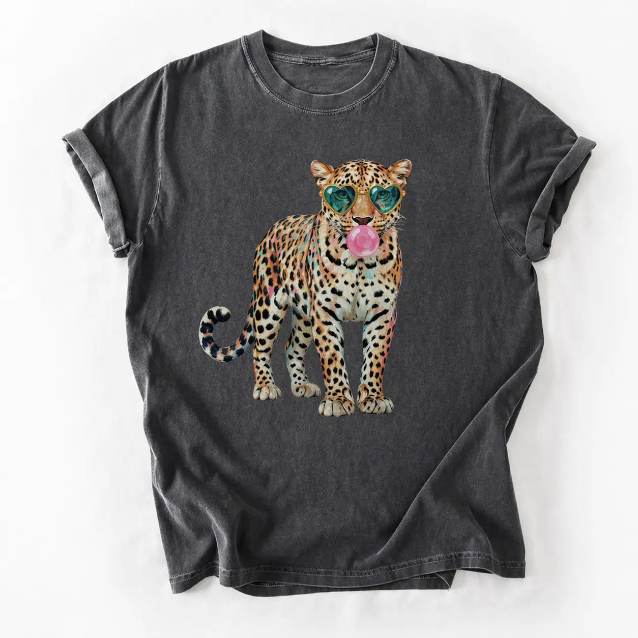 Leopard Comfort Colors Shirt Leopard Bubblegum Sunglasses T-Shirt Cute Animal Print Tee