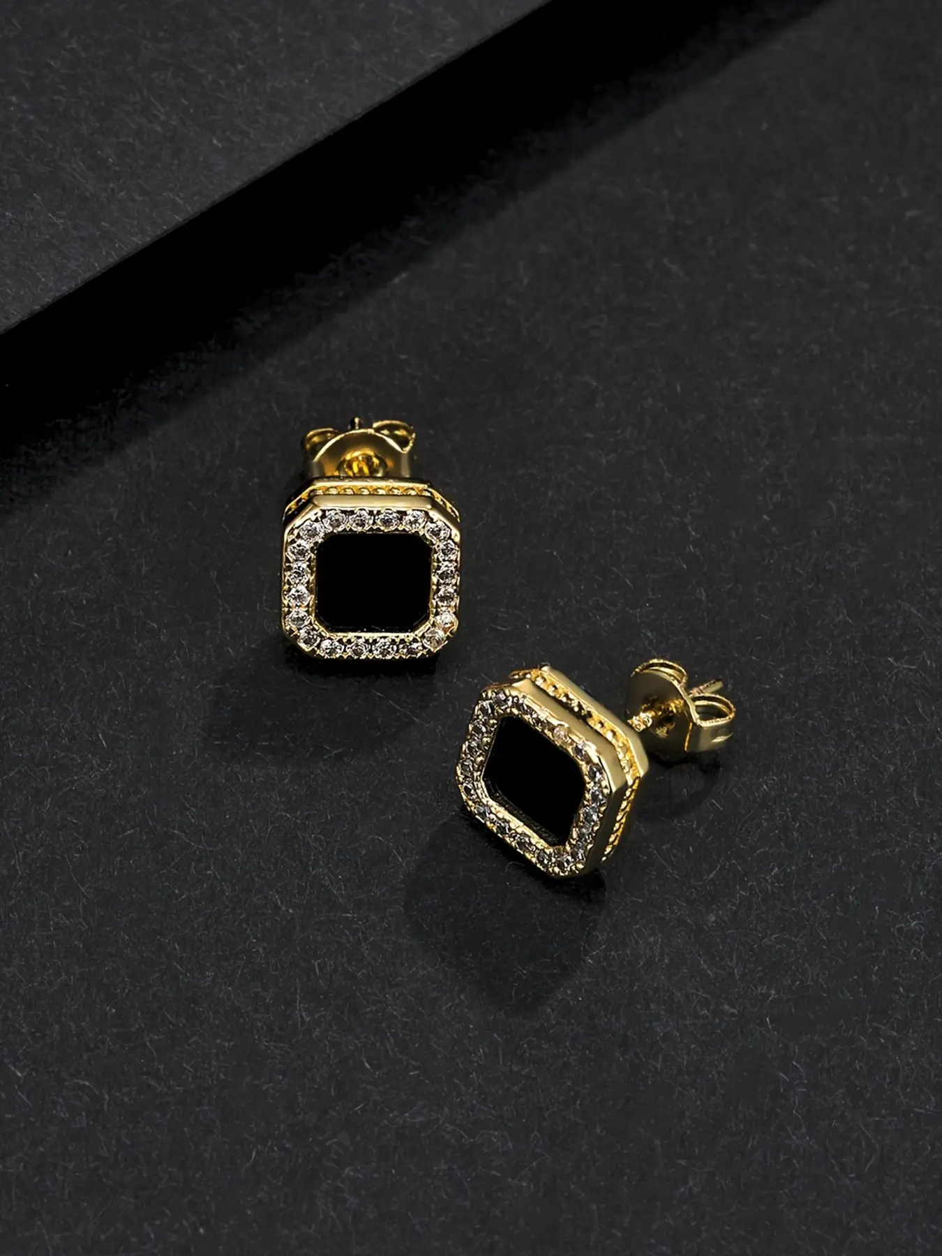 Iced Chics 9mm Square Zircon Hip Hop Earrings, High Quality Earrings, Unisex Ear Jewelry Accessory, Trendy Fashionable Accessories, Ear Studs, Sparkling Ear Jewelry, Versatile Hip Hop Style, Surprised Small Gift, Birthday Present
