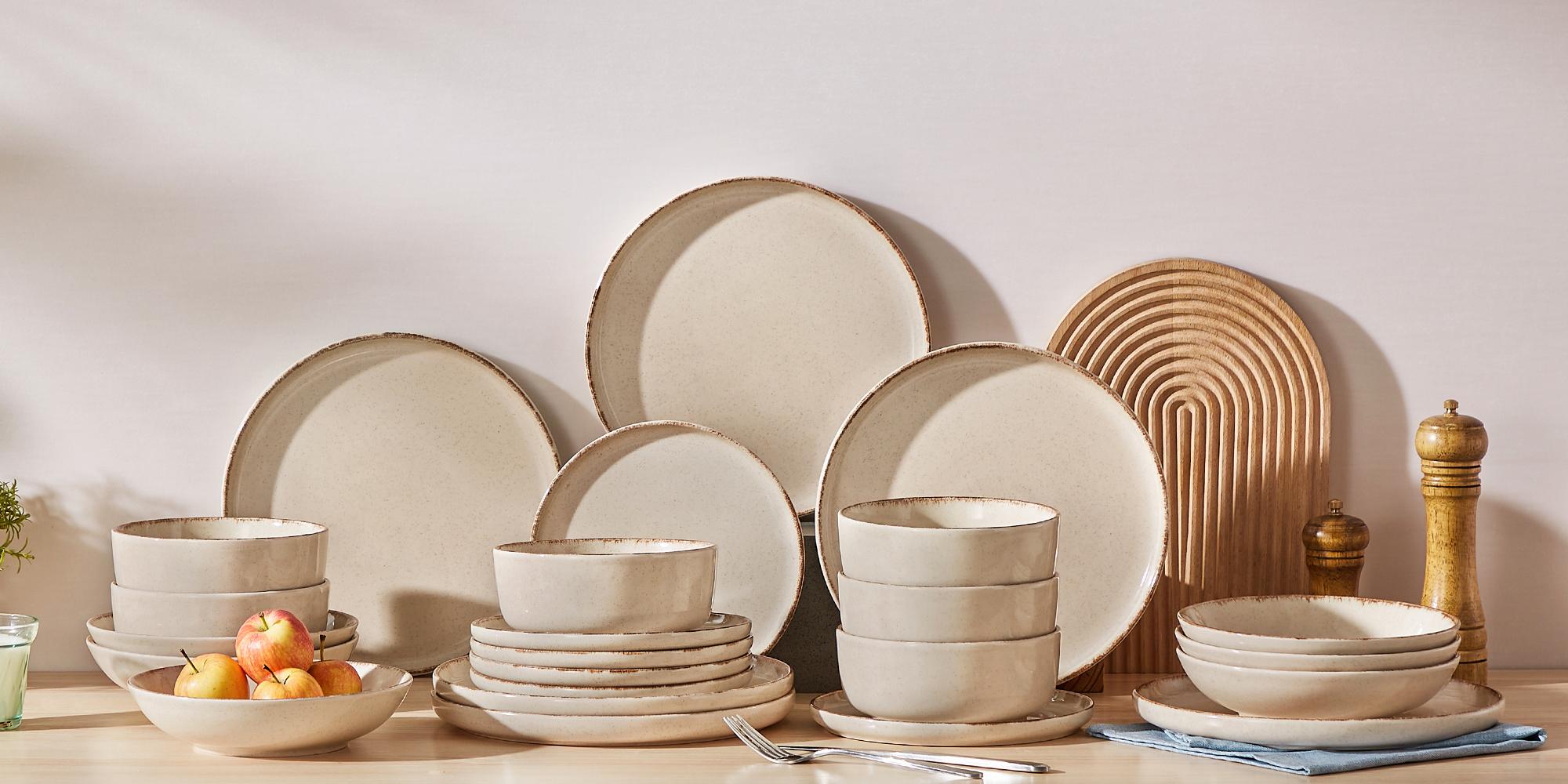 vancasso PLAYS 18/24-Piece Stoneware Dinnerware Set, Reactive Glaze Plates & Bowls Set for 6, Microwave & Dishwasher Safe