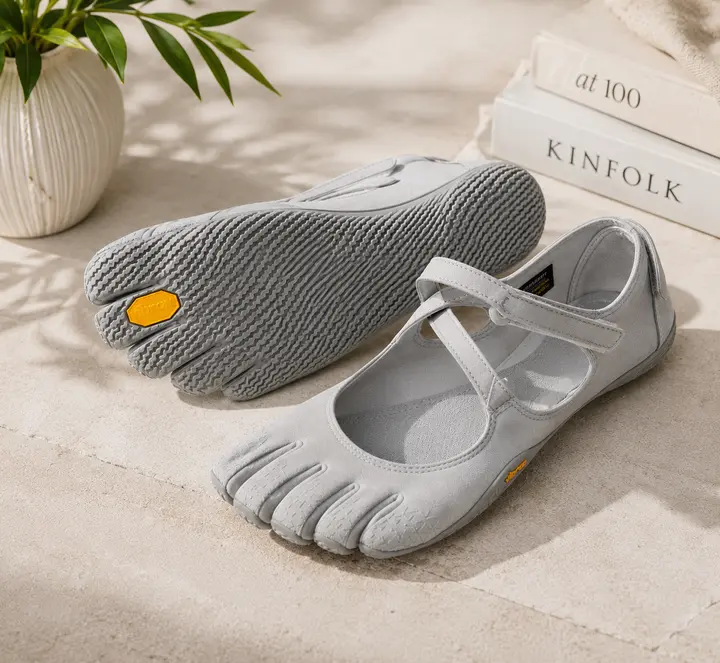 Silver Petal | Five Finger Shoes