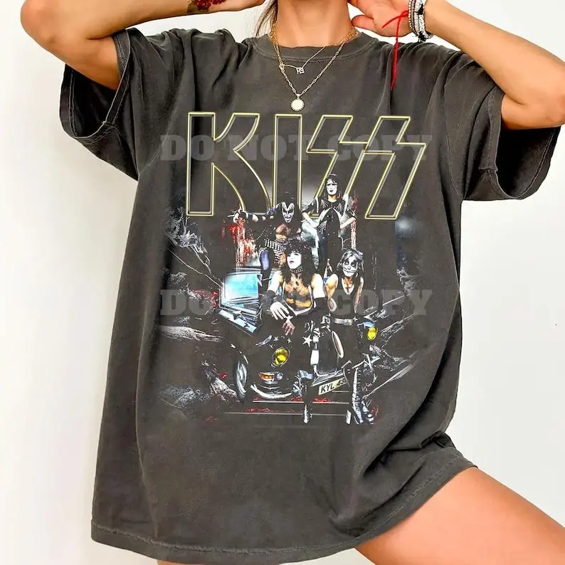 Comfort Colors Kiss Band T-Shirt: Retro Rock Music Fan Merch Shirt