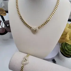 (C1)   heart and butterfly set necklace and collar 14k goldplated