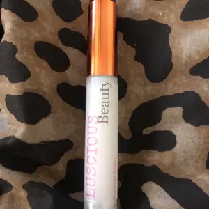 Island Koko lip gloss