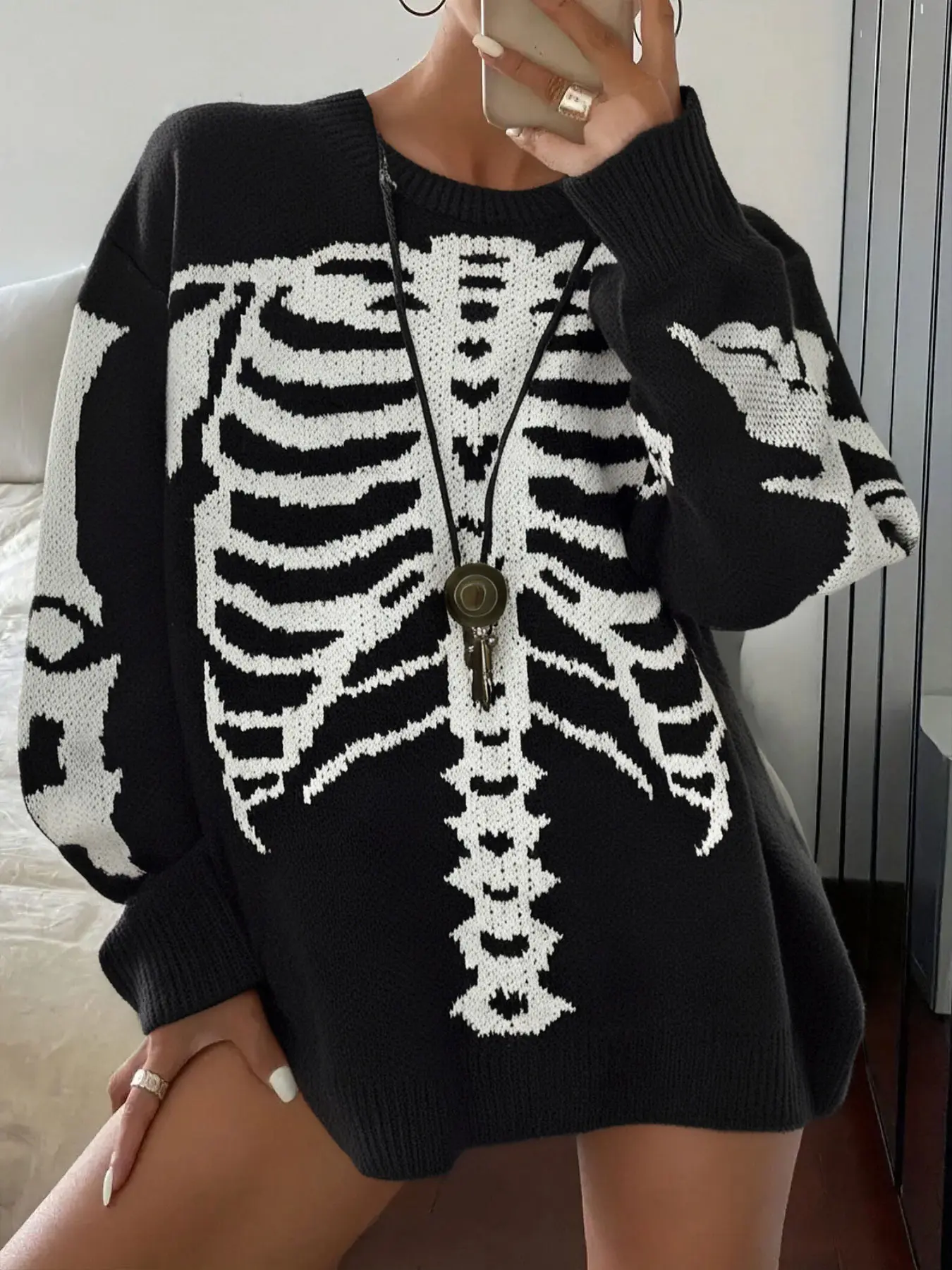 Women's Casual Y2K Style Oversize Baggy Loose-Fit Long Sleeve Knit Sweater, Halloween Skull Pattern Pullover for Fall & Winter Seasons