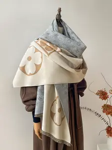 Fashion Vintage Plaid Scarf Print, Casual Fitted Woven Fabric, Warm Comfortable Shawl for Fall & Winter, Daily Commute Wear