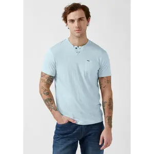 Kaddy Men’s Short-Sleeve Top in Sky Blue - BM23991