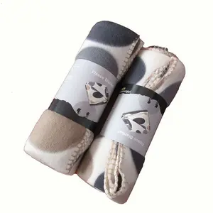 Pet-Friendly Color Card Waist Seal Blanket - Double-Sided Fleece Polar Fleece Blanket for Gift Promotion and Pet Comfort