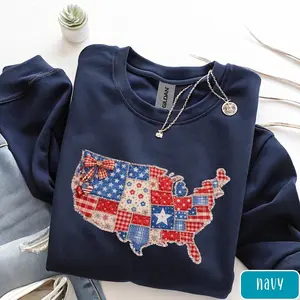 USA Faux Patchwork Sweatshirt l Patriotic USA Map Crewneck l 4th of July Shirt Pullover l Red White Blue Top l America 250th Anniversary