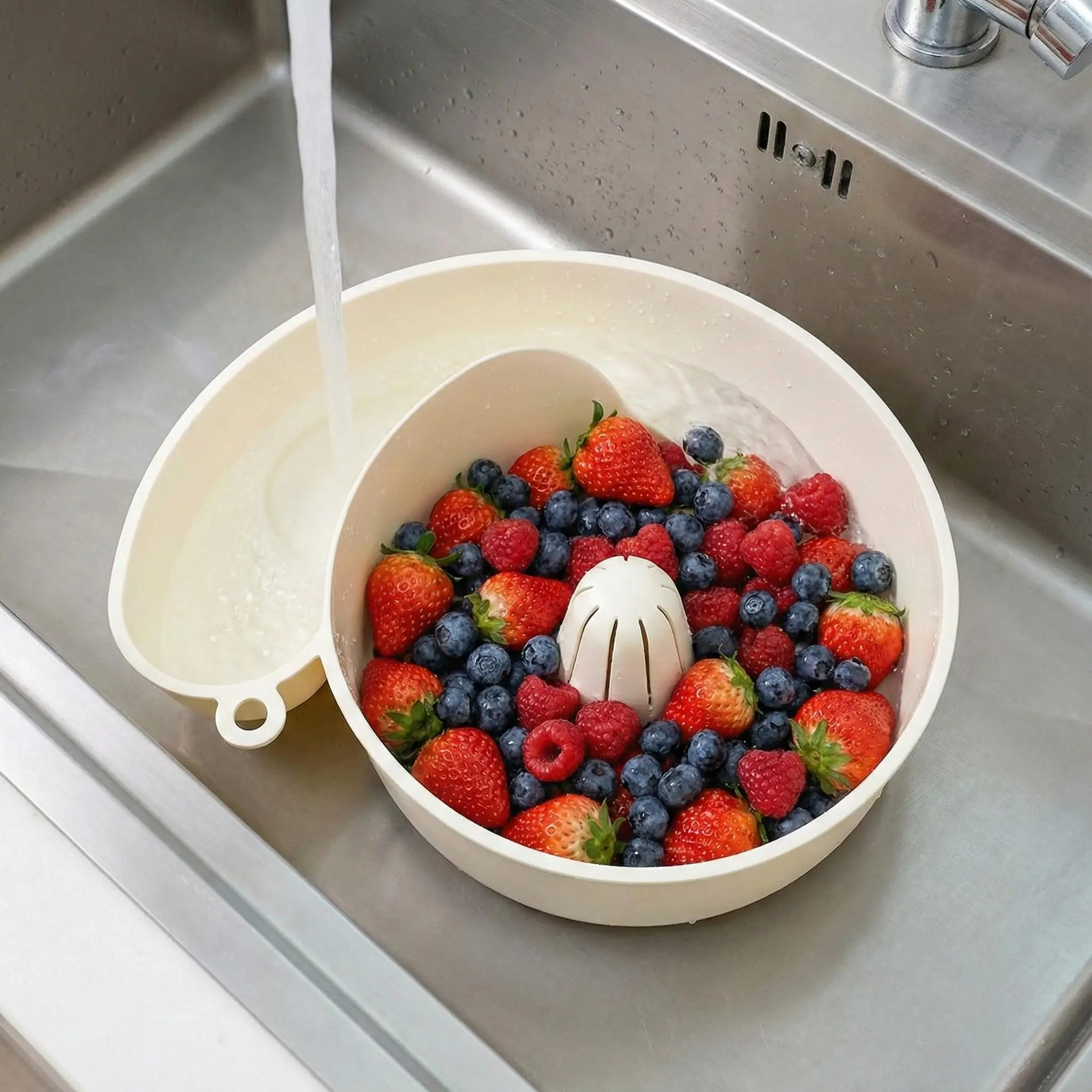 Automatic Fruit Washing Basket, Removes Residual Pesticides, Home Use, No Hand Wash Needed, Kitchen Drain Filter, Draining, Incline Sink Strainer, Strainer Utensils, Vegetable Colander, Kitchen Cooking Accessories