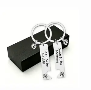 Soon to Be Mommy & Daddy Keychain Set Pregnancy Announcement & Baby Shower Gifts for First Time Parents. Matching Heart Puzzle Couple Keychains for Expecting Parents, New Mom & Dad, Christmas Anniversary Gift for Him Her