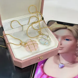 Heart-shaped pendant diamond castle natural crystal opal pink quartz heart-shaped DIY wire-wrapped necklace