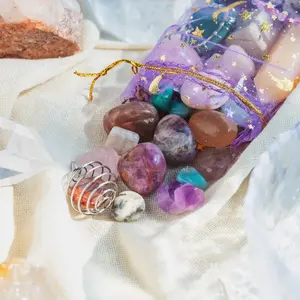 Reiki Crystal One Bag Of Crystal Set Rose Quartz Agate Honey Calcite Green Aventurine Colored Fluorite Moss Agate Red Jasper Larvikite Amethyst Orange Calcite Resin Infusion Stabilization Treatment