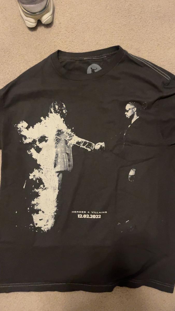 Item: BLACK, MED SIZE