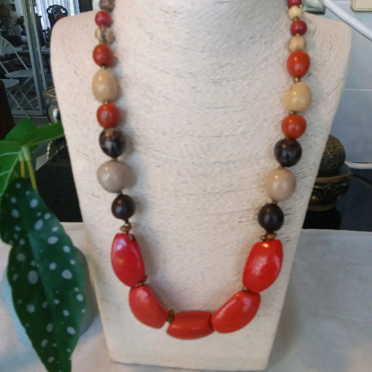 Artisanal Tagua Nut Necklace Multicolor, handmade in Ecuador