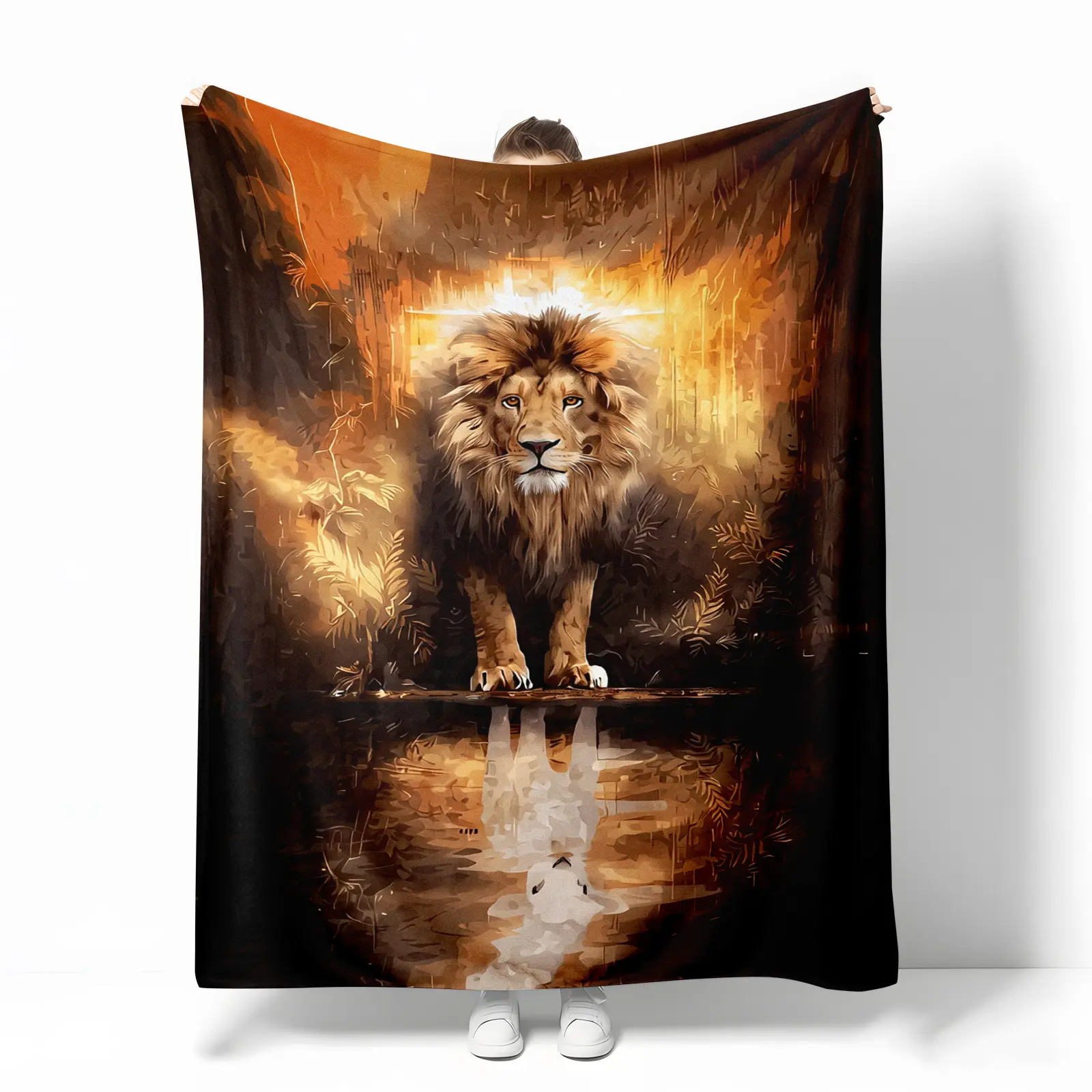 Majestic Lion Reflection Design Flannel Blanket - Realistic Wildlife Art, Soft & Cozy, Living Room Decor, Bedspread, Ideal Gift for Animal Lovers