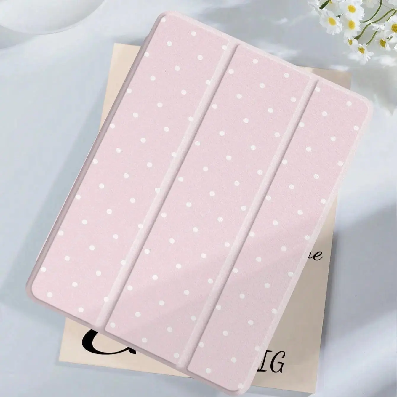 Luxury Slim Fit Polka Dot iPad Case - Durable TPU Tablet Casing with Shockproof, Drop Proof Cover, Anti-Yellowing, Bend-Resistant Design, Pen Slot, Auto Sleep/Wake, Fits iPad 10/9/8/7, Air 10.9/11 in