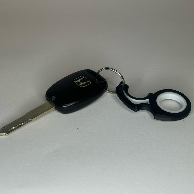 Keychain Spinner - 3D Printed PLA Plastic - Black & White Design - Durable & Lightweight - Perfect for Keys & Bags