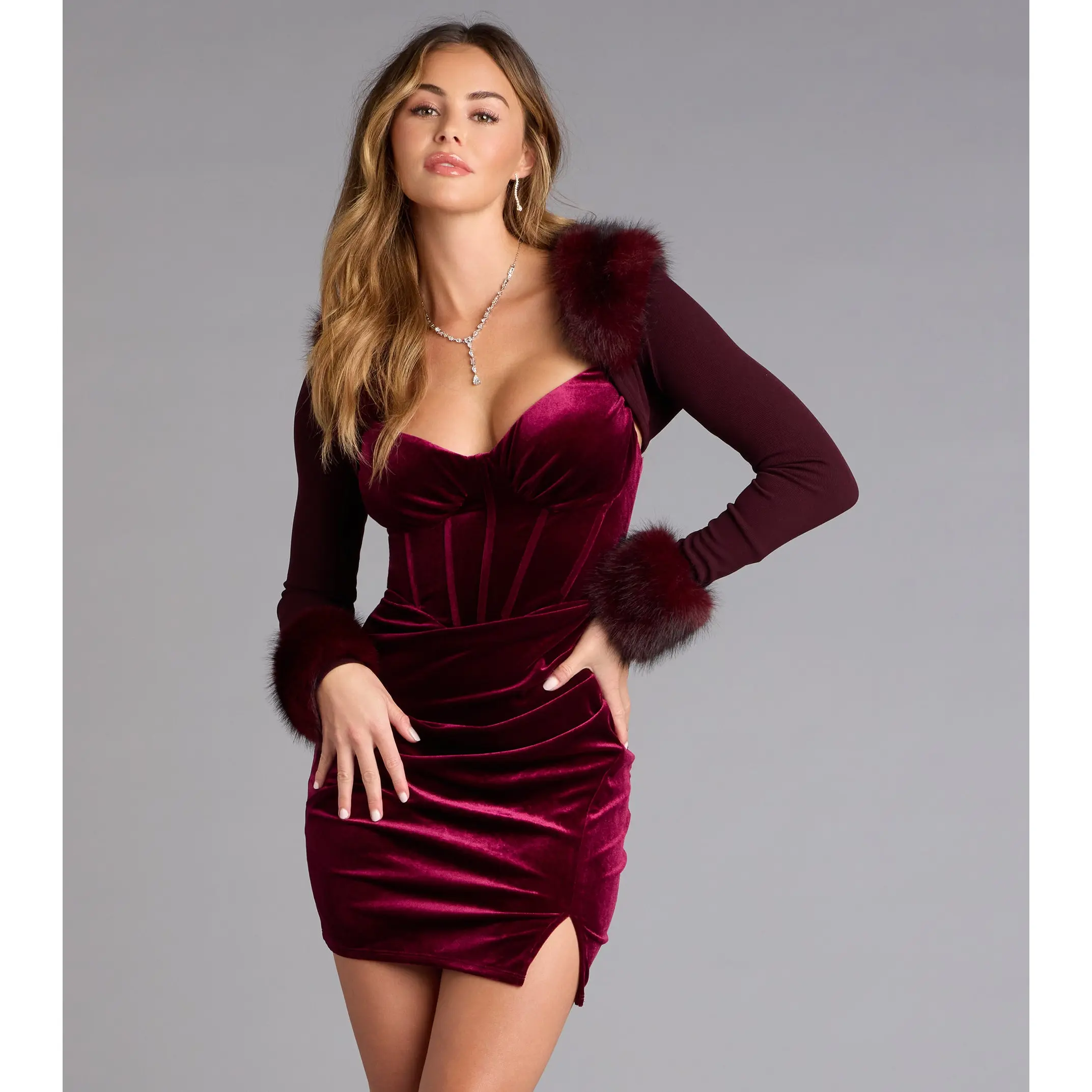 Luxe Affair Removable Faux Fur Bolero Luxe Affair Removable Faux Fur Bolero