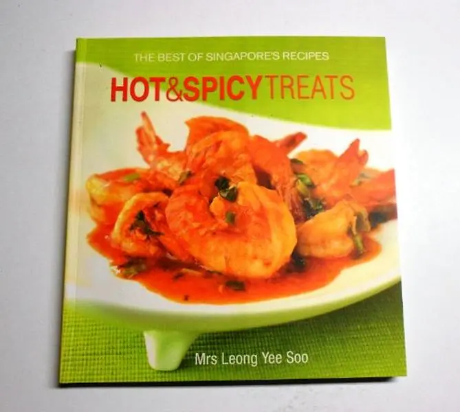 USED-The Best of Singapore's Recipes: Hot & Spicy Treats by Leong Yee Soo (Paperback)