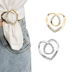 2 Pieces Metal Heart Rhinestone Scarf Buckle, 3-Ring Crystal Love Heart Shawl Clip & Clothes Hem Clip, Cute Heart-Shaped Knot Buckle for Summer Stylish Elegant Clothing Decoration, Fashion Accessory for Women & Girls, Daily Use Jewelry Gift