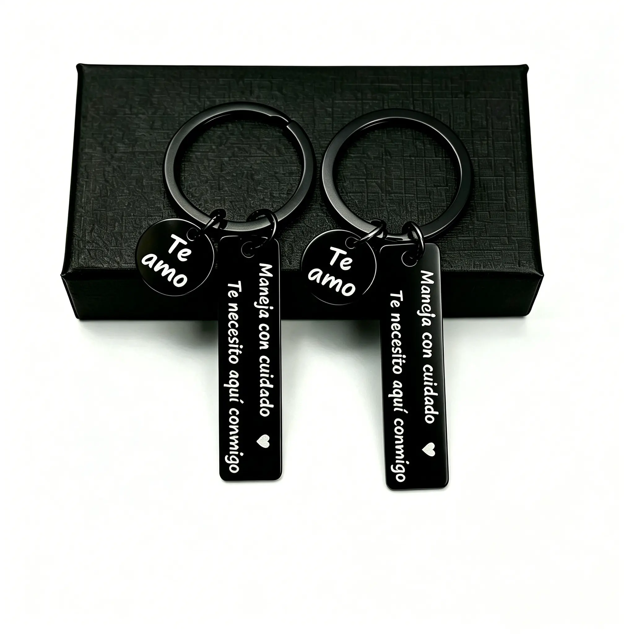 HOLDNEAR Drive Safe Keychain for Him "Maneja Con Cuidado" Sweet Romantic Couples Gift Anniversary Present for Boyfriend Husband