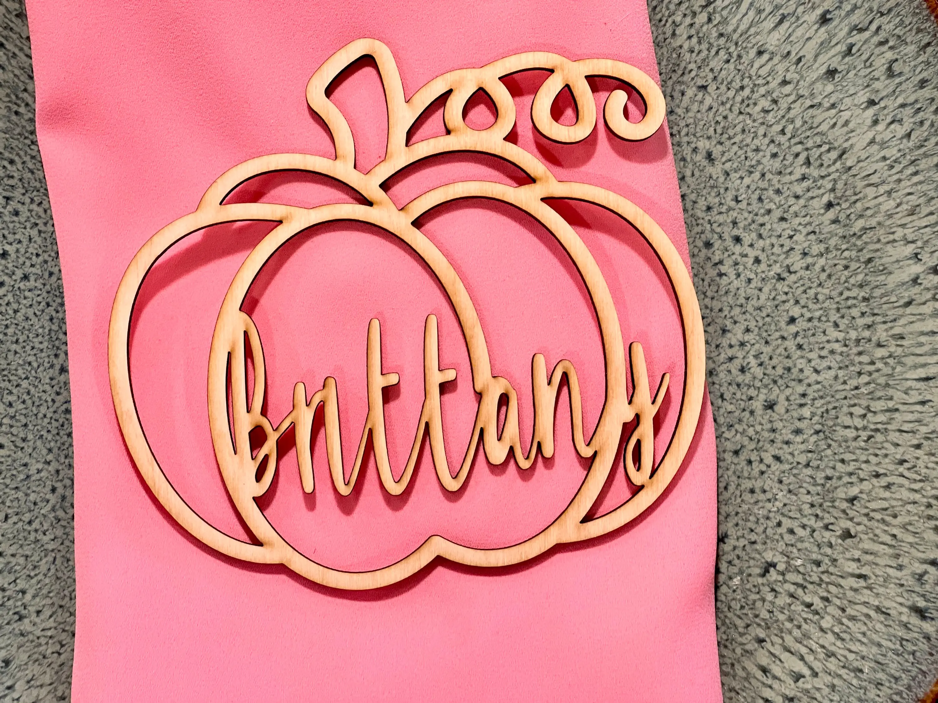 Thanksgiving Decor Name Tag, Custom table decor, Pumpkin Place Tag, Personalized Place Card, Friendsgiving