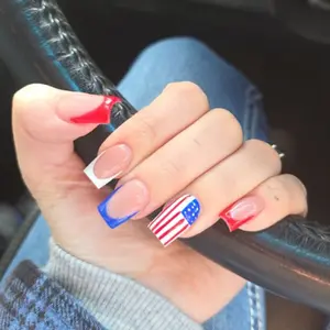 Independence Day Flag False Nails, Removable Almond Shape Glossy Tips, DIY Nail Art Kit with Files and Gel, Home Use for Women