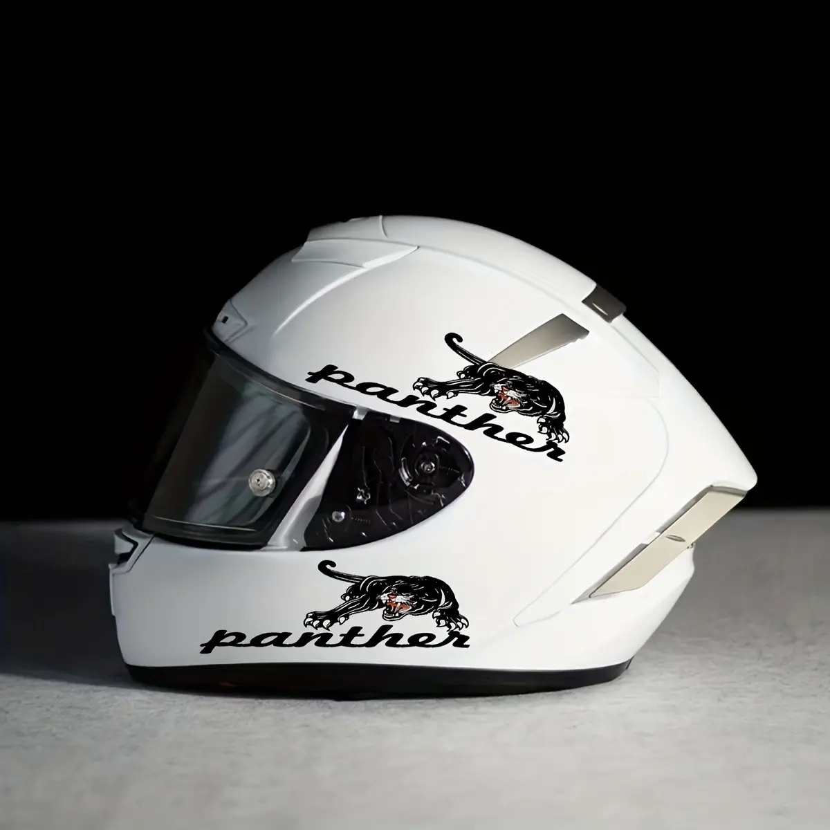 1PC Black Panther Themed Car Sticker for Motorcycle Helmets/Car Body Decoration, Create Wild Racing-Styled Equipment, A Must for Motorcycle Enthusiasts, Help Your Car or Helmet Show Unique Wild Taste