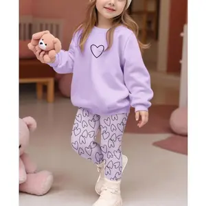 2-piece girls' autumn and winter sweatshirt set, featuring a round-, drop-shoulder long-sleeve sweatshirt paired with heart-printed pants.Ribbed cuffs, simple and stylish design, suitable girls aged 1-8 years.Perfect casual wear