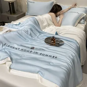 Single Person Summer Cool Quilt, Soft and Comfortable Lightweight Quilt, Air Conditioning Blanket, No Bed Sheet or Pillowcase Included